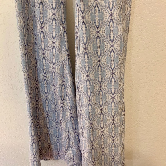 Wolven Brand Flare Leggings | Aquarius | Size M - Picture 9 of 11